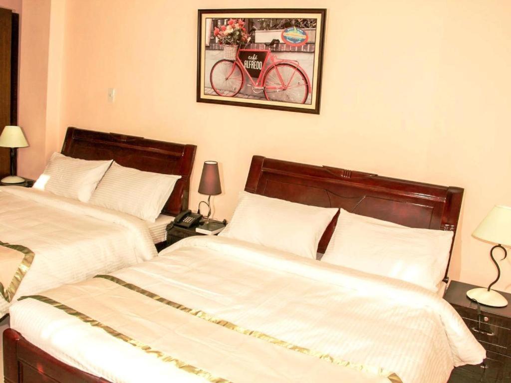 Time Travellers Hotel Manila Exterior photo